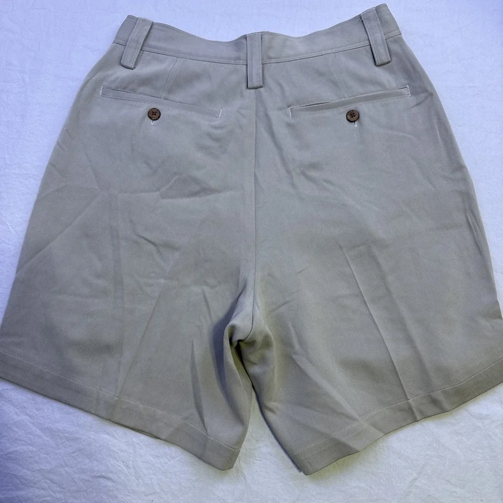 Tommy Bahama Relax Shorts Mens 30  100% Zip Fly Tan VACATION